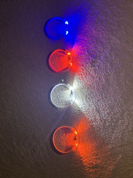 Bratara LED cu 3 moduri de luminozitate pentru petreceri si evenimente