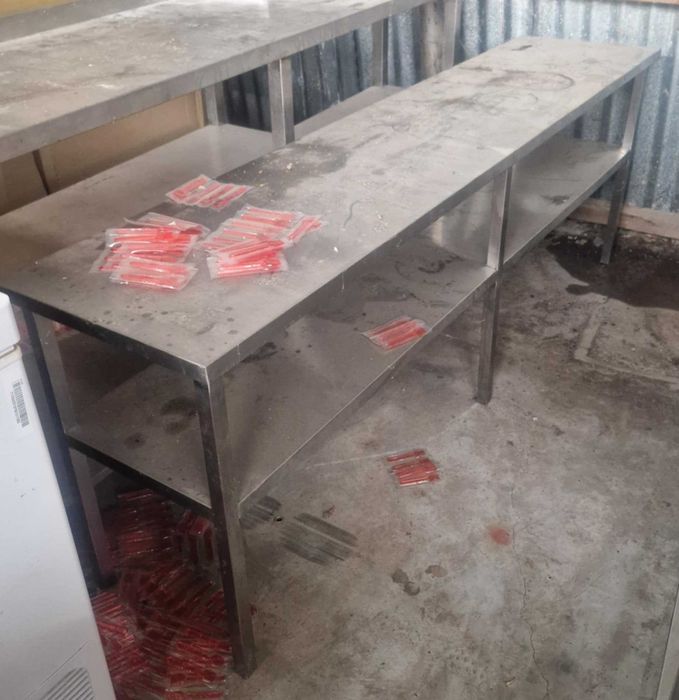 Надстройка за кухненски плот с 2 рафта от неръждаема стомана