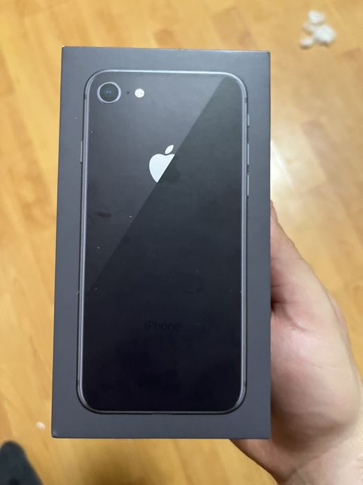 iPhone 8 64GB Space Gray