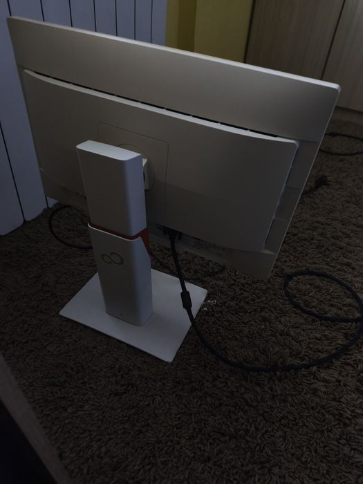 монитор за продаване