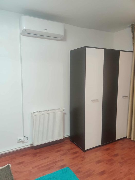 Garsoniera de inchiriat