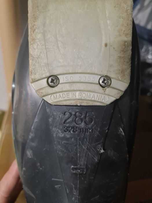 Ски обувки ROSSIGNOL