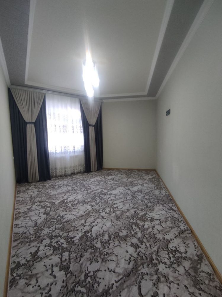 Uy sotiladi 2 xonali 84 kv.m