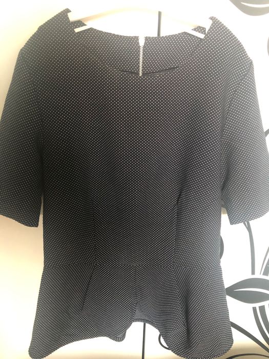 Продаются пиджаки,жакеты.