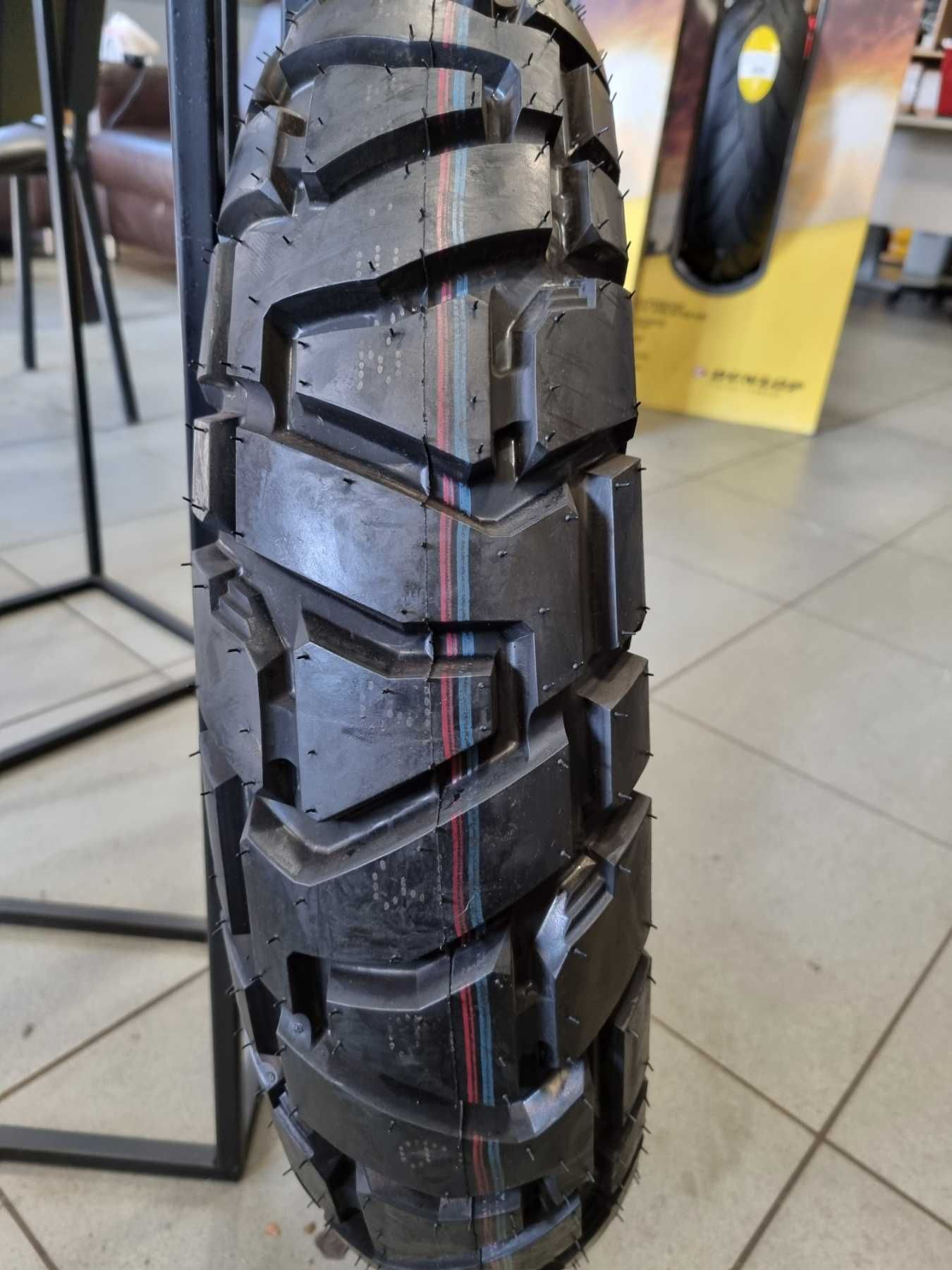 140/80-17 DUNLOP MISSION 1 бр. нова гума за мотоциклет