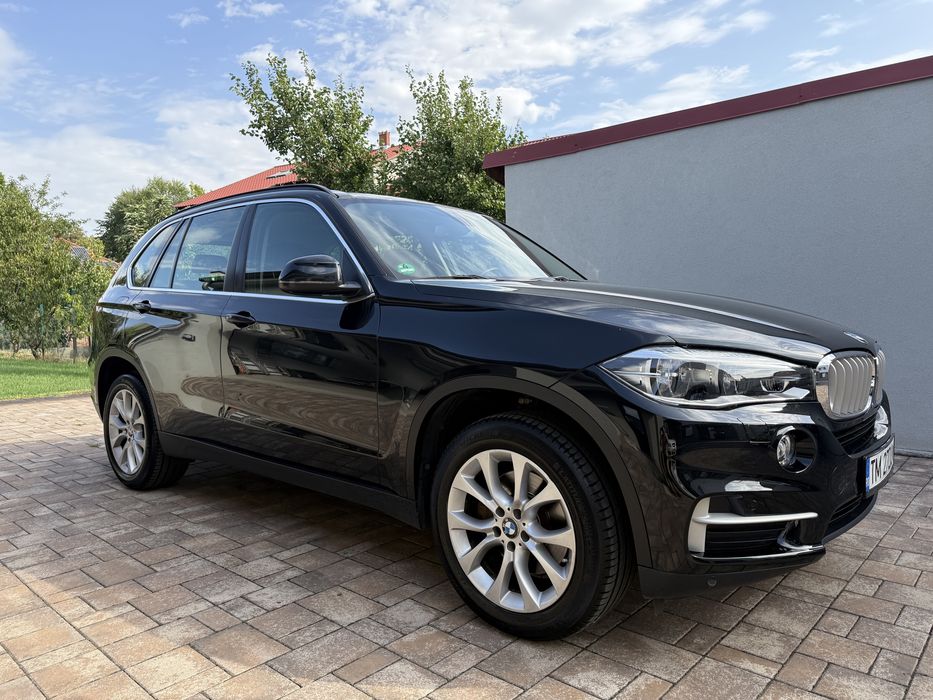 BMW X5 40D • 313CP • HUD, Night Vis • Suspensie pe aer, Carplay • 360
