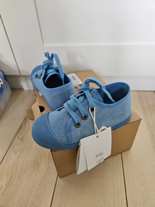 Adidasi noi baieti marime 22-24
