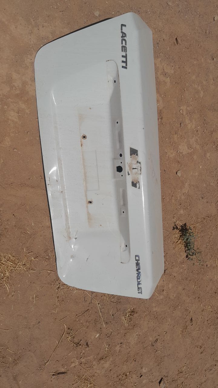 Orqa kapot holati yaxshi