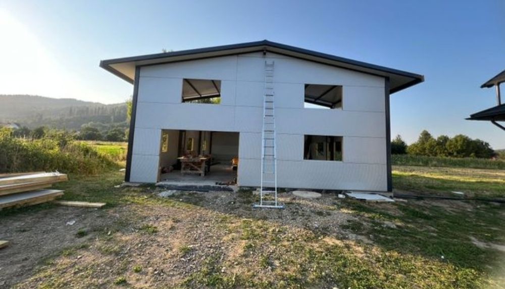 Vând hale metalice orice dimensiune