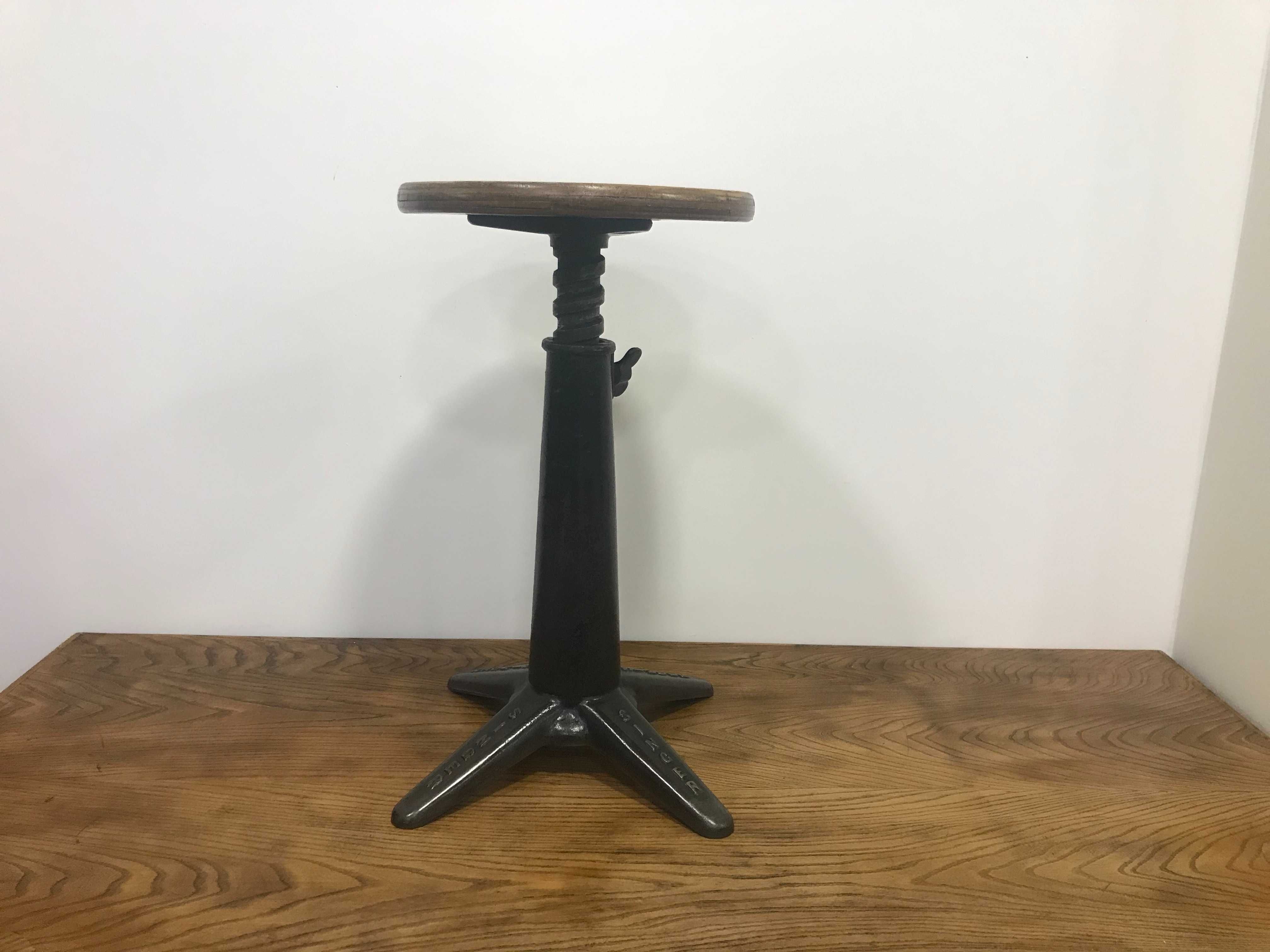 Работен стол, Singer stool, 1930 год.