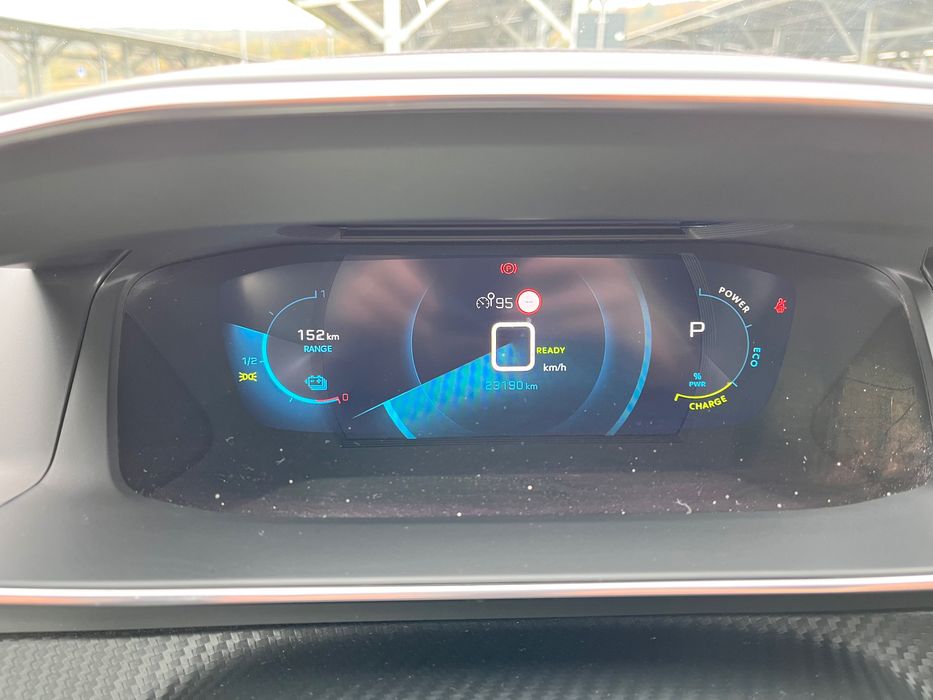 Peugeot e-208 GT Electric 100 kW / 136 CP
