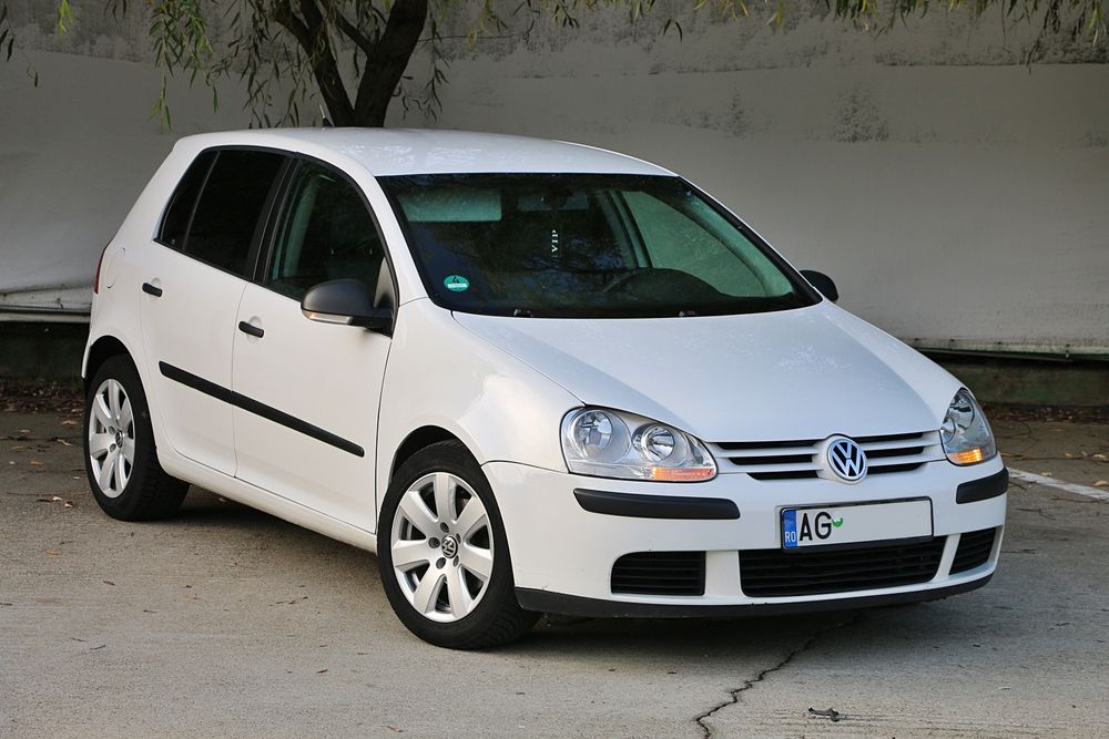 Vand Volkswagen Golf 5 Euro 4 2008 Navigație Clima