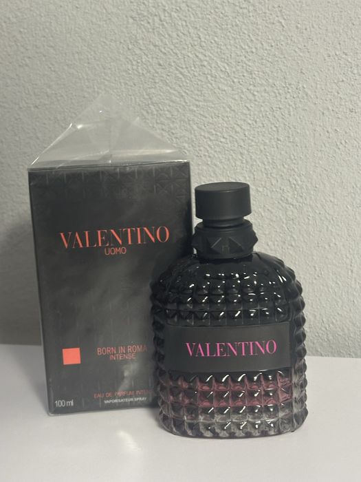Valentino born in roma intense