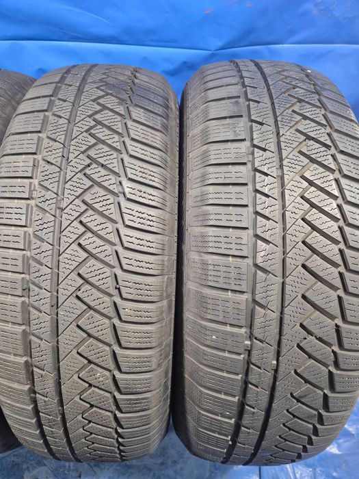 235/65/17 104h Continental