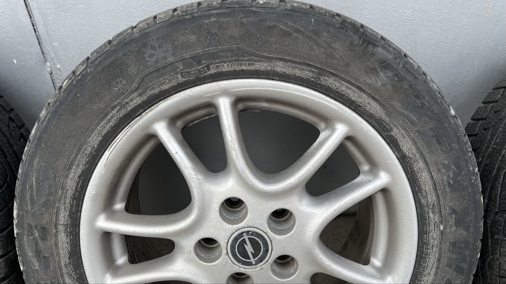 Джанти 5х110 16” ET 41 с гуми Kumho 205 60 16 DOT 4022