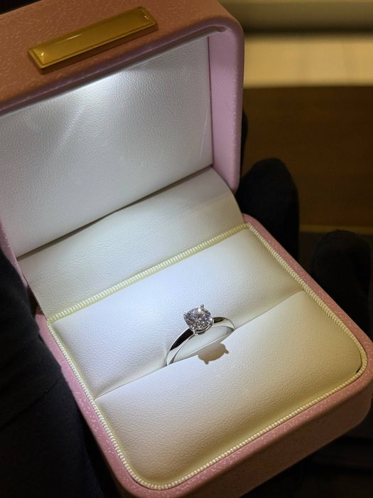 NEW Кольцо с бриллиантом 1,01ct