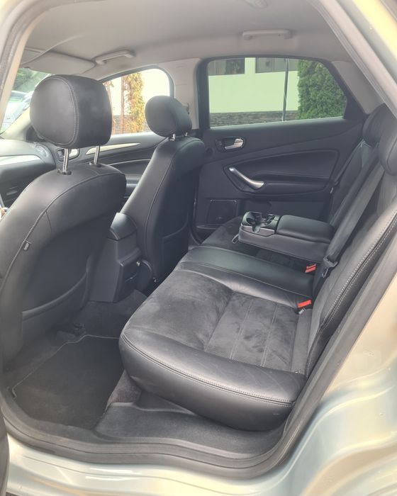 Ford Mondeo Mk4, Titanium X, an fabricatie 2009