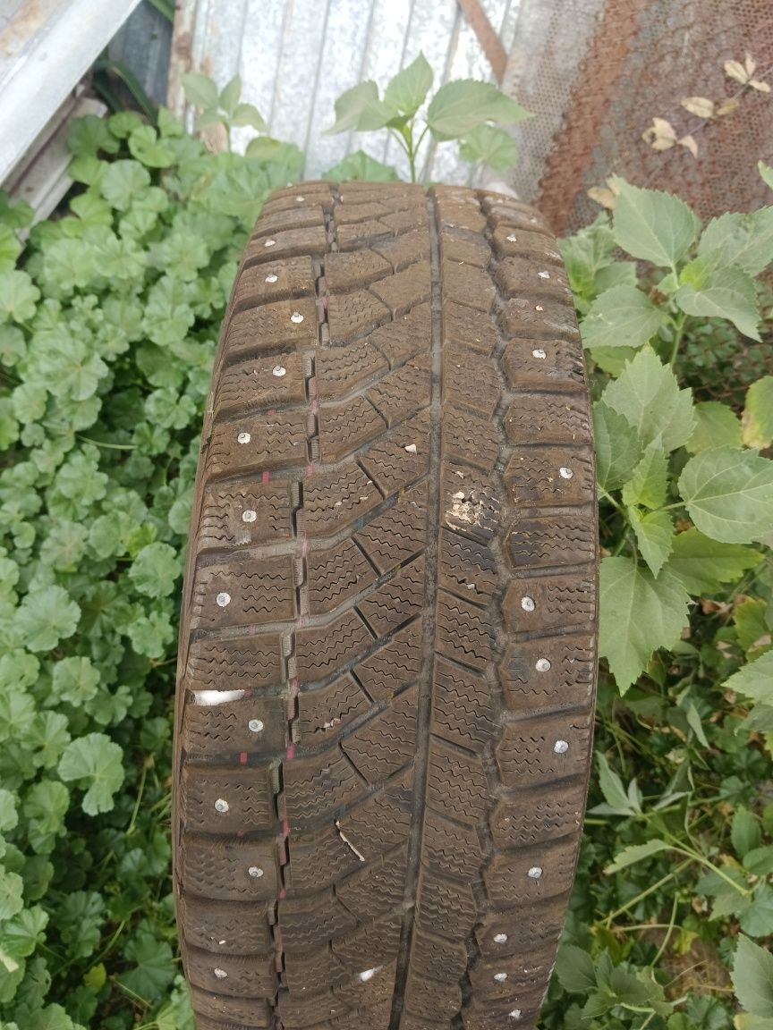 Продам зимние шины