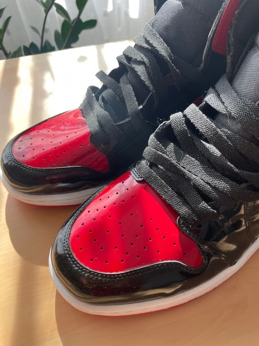Air Jordan 1 Patent Bred