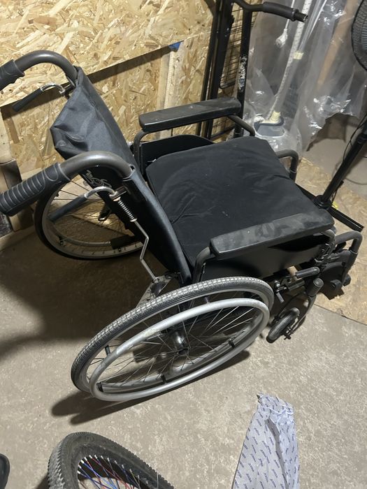 1Продам коляску хорошем состояние