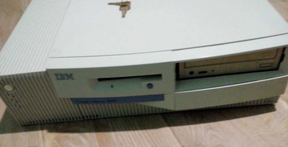 IBM PC 300PL ...