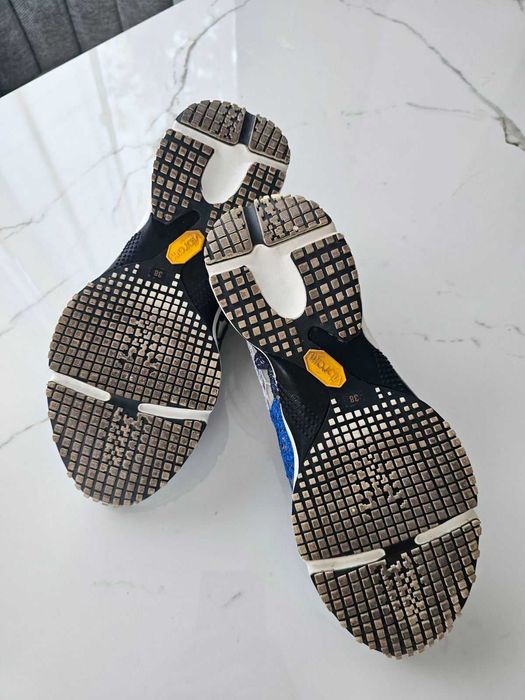 Маратонки Casadei 38 номер