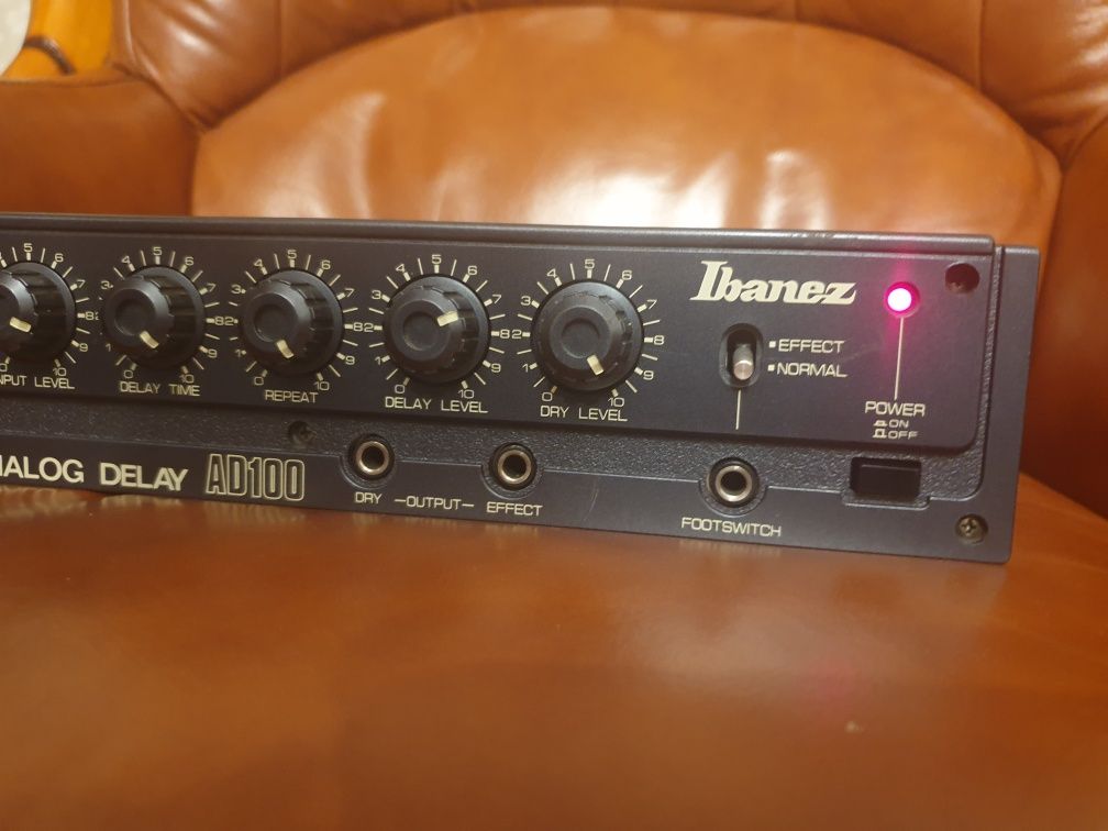 Rar - procesor analog delay AD100 Ibanez