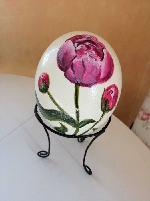 Oua de struț pictate manual