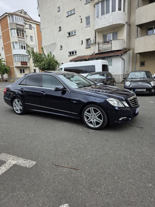 Mercedes Benz E220 CDI