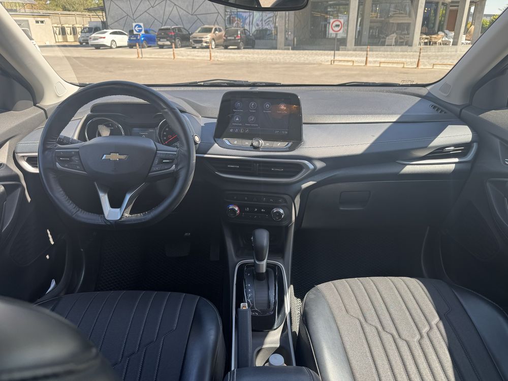 Tracker 2 premier plus 2024