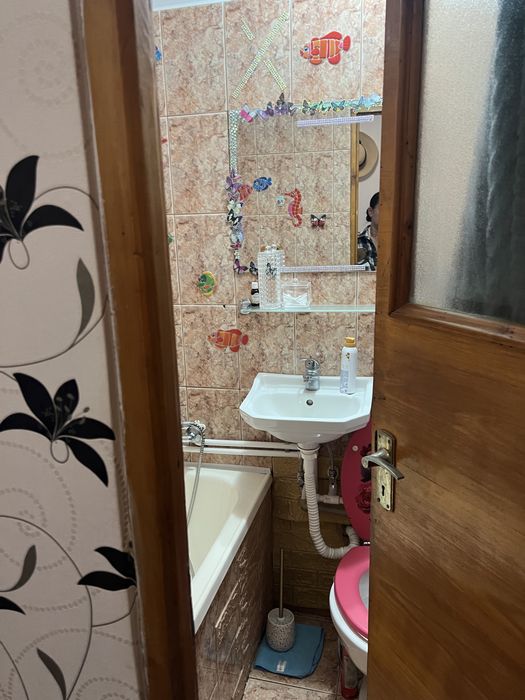 Inchieriez garsoniera doar pentru o fata sau familie