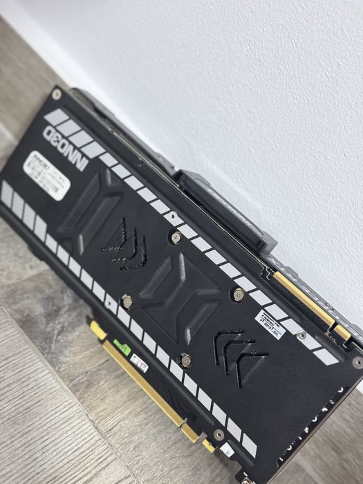 RTX 2080 SUPER Inno3D Gaming X3 OC