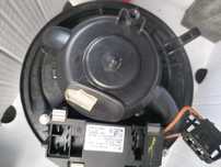 Vând ventilator habitaclu golf 5 (2005-2009).