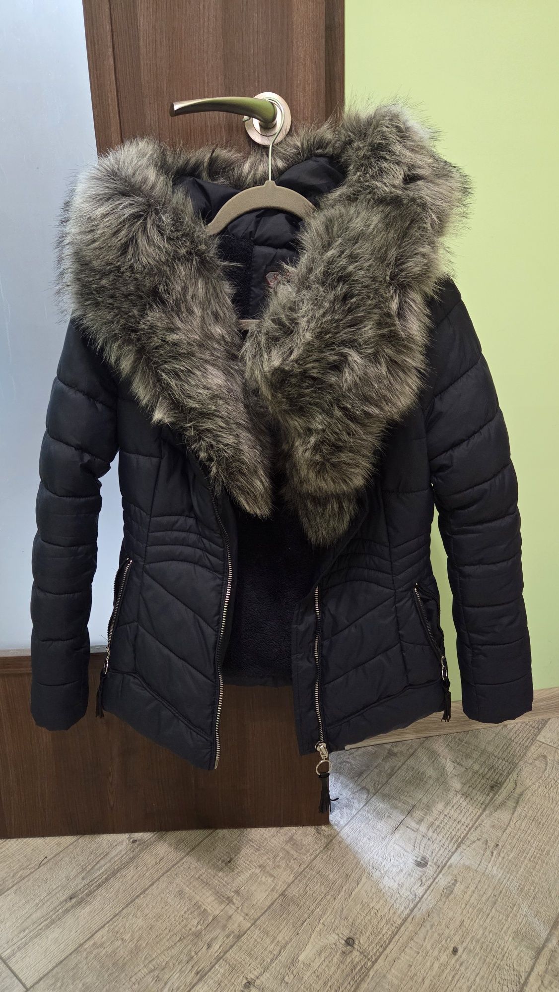 3 якета и един елек