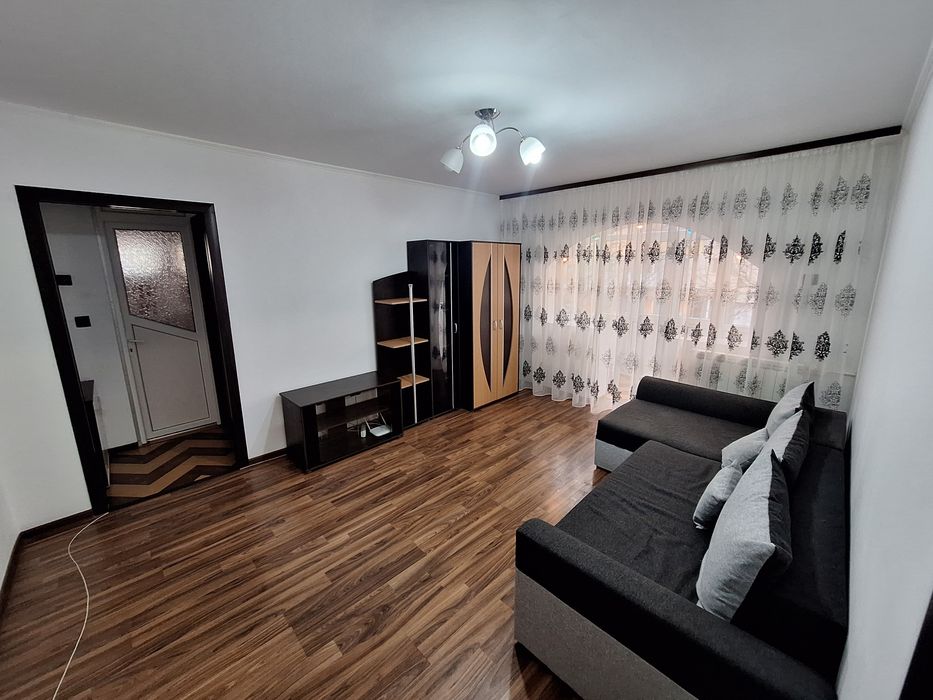 Inchiriez apartament Craiova