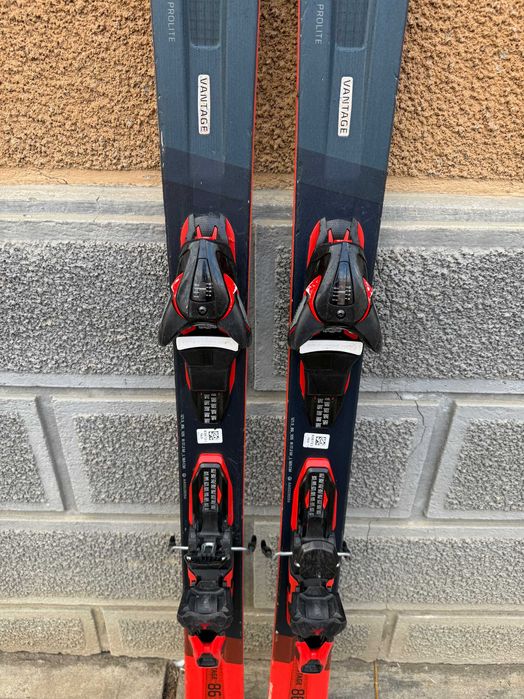 schi atomic vantage 86 c L165cm