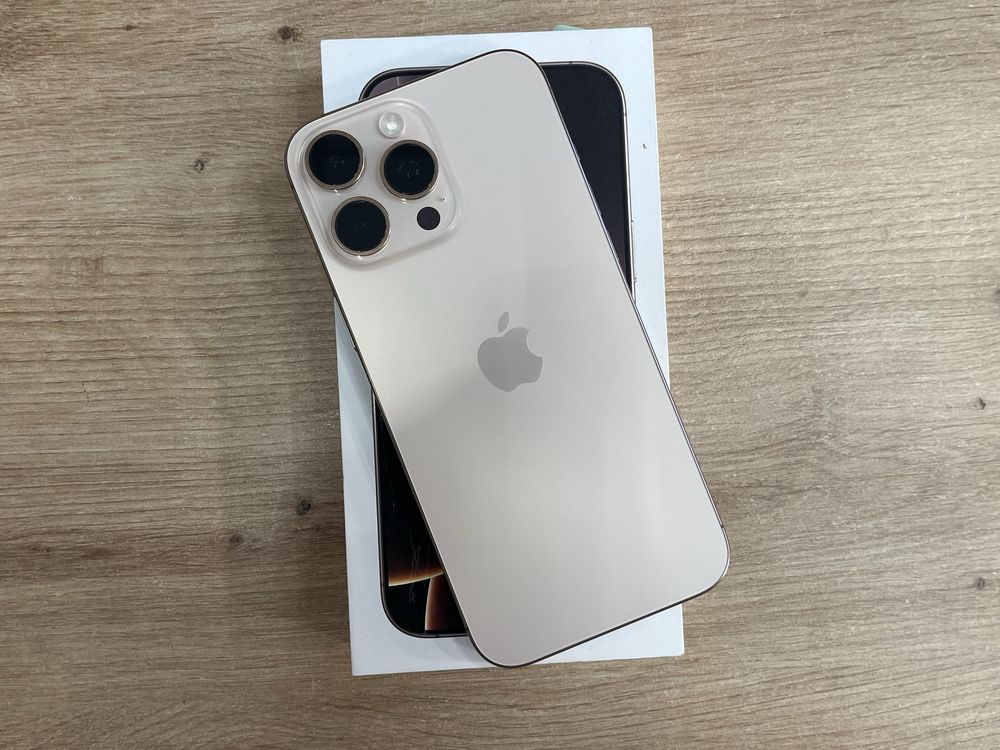 iPhone 16 Pro Max 256GB Перфектен Гаранция