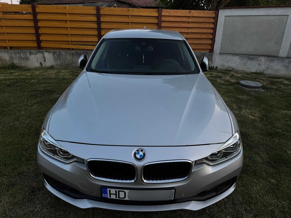 BMW 320d xDrive | Faruri full LED Adaptive | Pachet Business