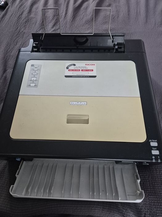 Продам принтер за 20000 почти новая