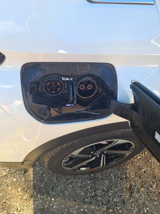 Mitsubishi eclipse 2.4 plug in Hybrid 2022