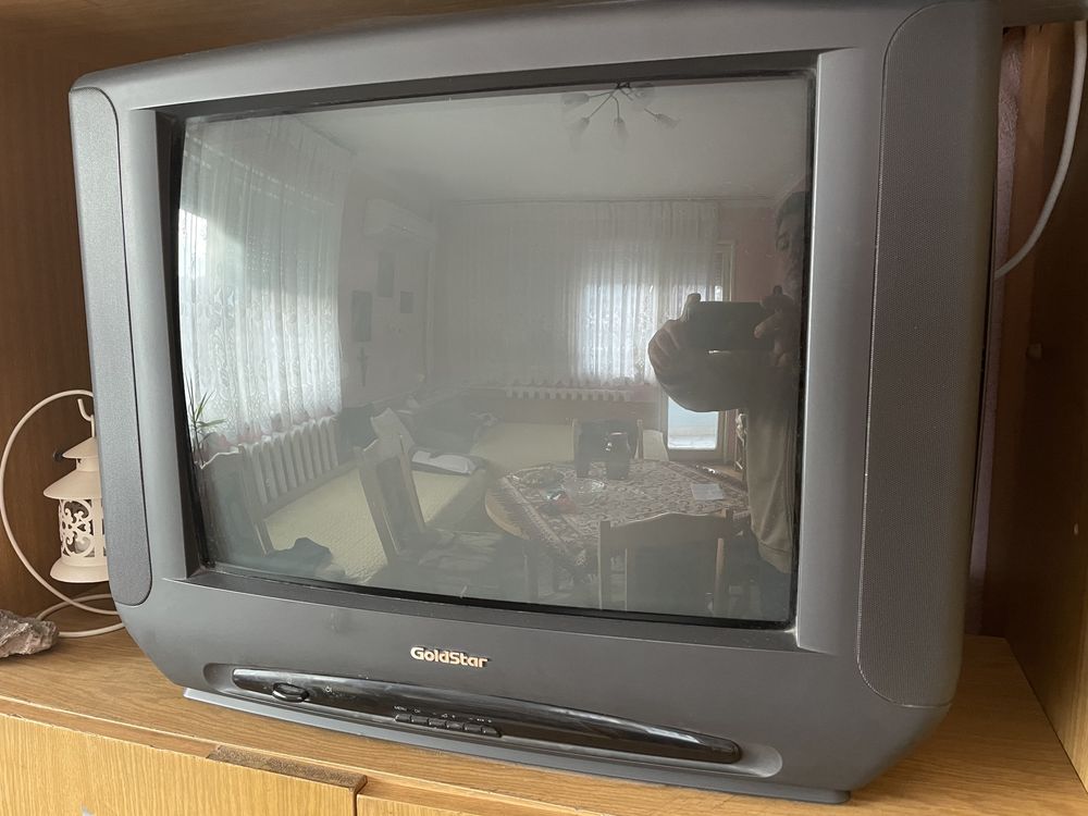 Телевизор голд стар работещ и видео самсунг !