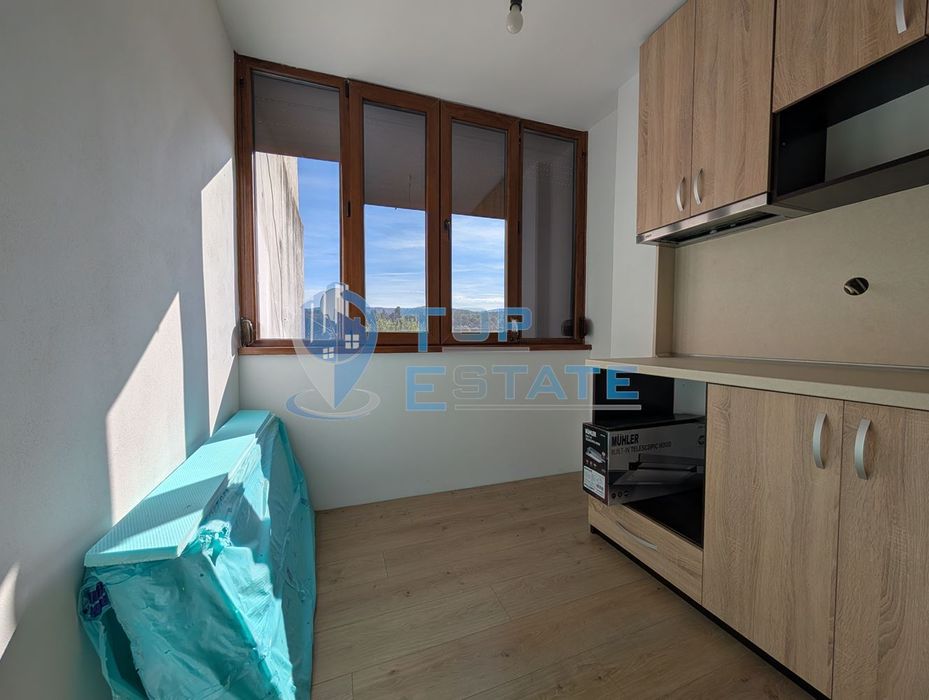 Тристаен тухлен апартамент в квартал Светушка, град Трявна