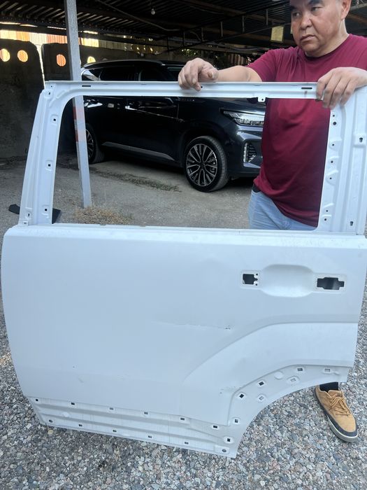 Дверь задняя левая ( Хюндай Сантафе) оригинал