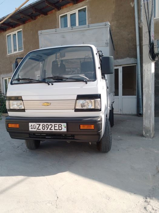 Labo  sotiladi holati yaxshi ishlab turgan moshina