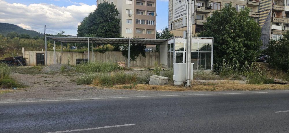 Продавам автомивка в Радомир срещу Лукойл!