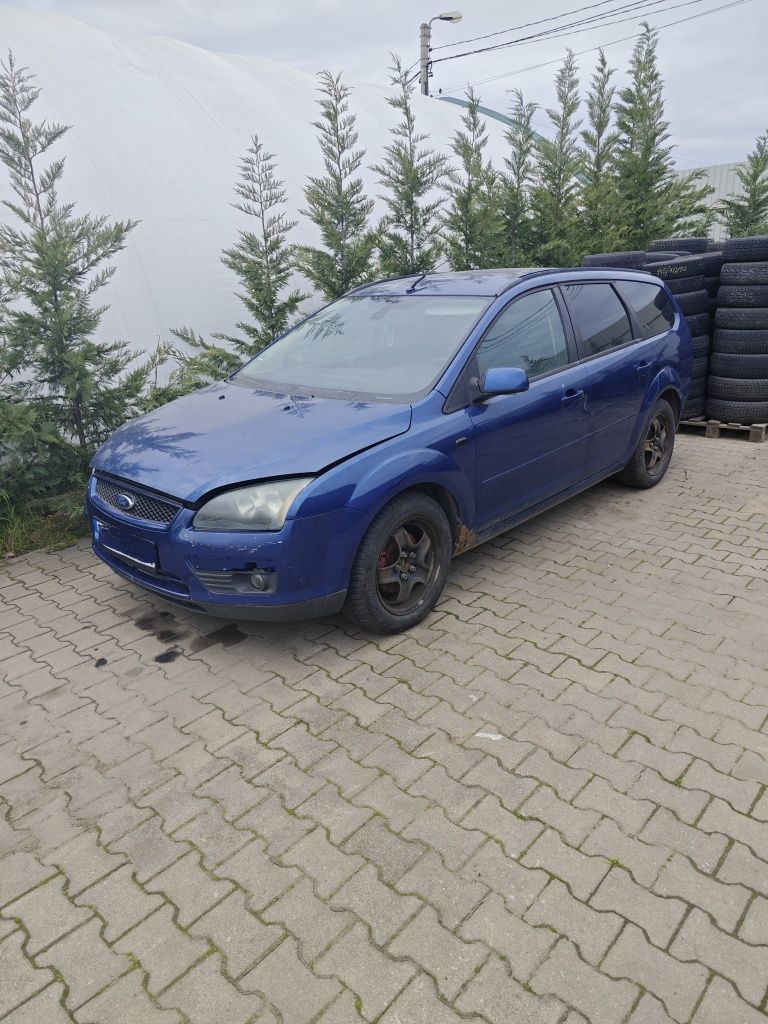 Dezmembrez sau vând Ford focus 1.6 tdci