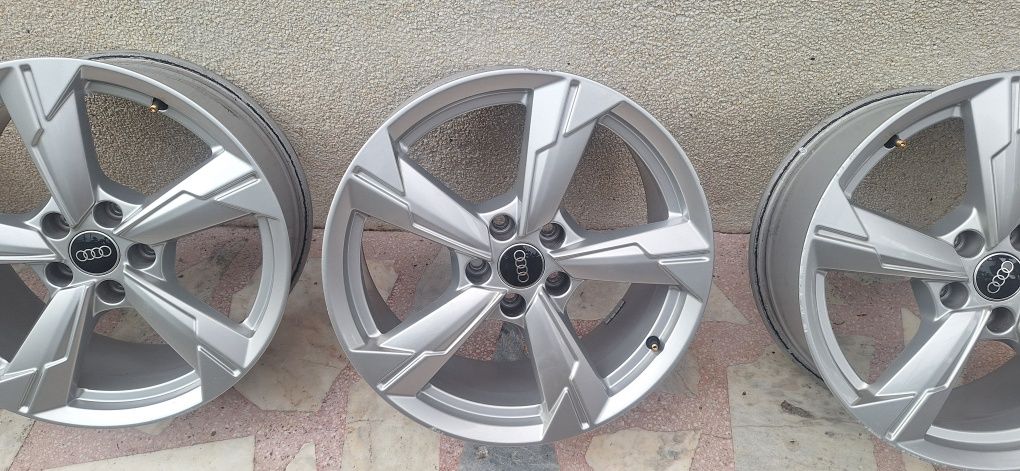 ОРИГИНАЛНИ Джанти 5х112 за -AUDI/VAG- 8Jx18H2, ET39