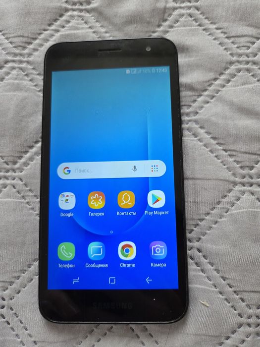 Телефон Самсунг J2 с зарядкой