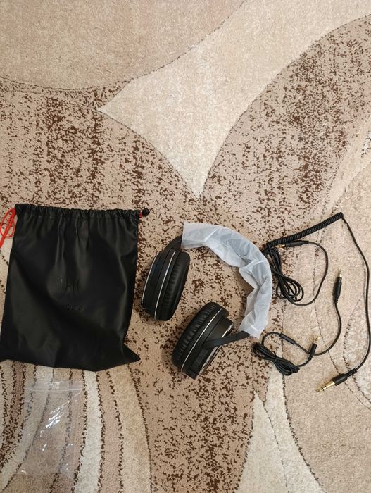 Професионални студио слушалки