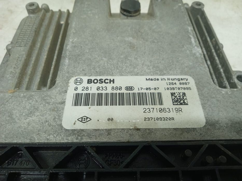 Calculator motor ecu 1.5 dci k9k 237106319r 0281033880 Renault Captur